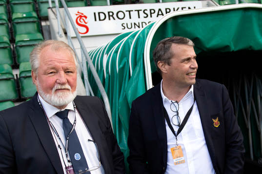 Sundsvalls klubbchef Johan Nikula och Östersunds sportchef