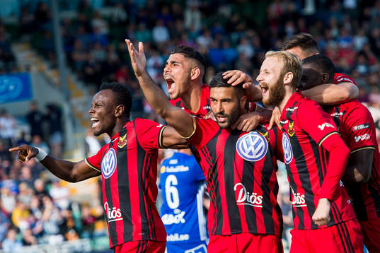 Östersunds Saman Ghoddos jublar
