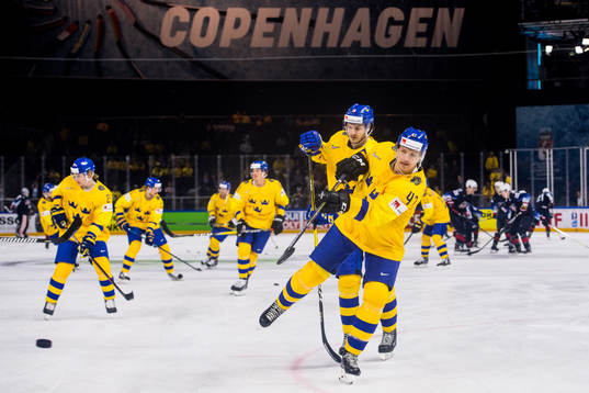 Sveriges Hampus Lindholm