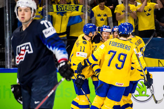 Sveriges Patric Hörnqvist jublar
