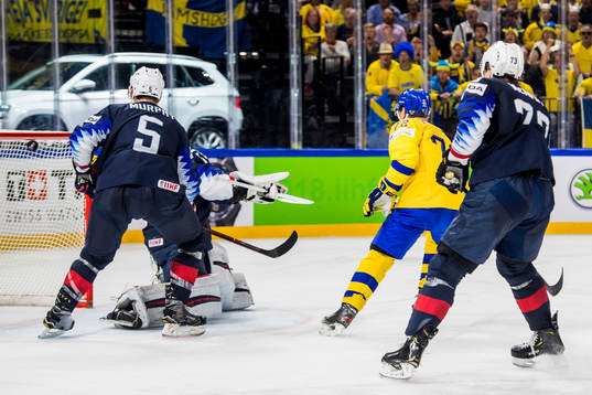 s målvakt Keith Kinkaid