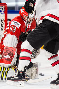 Schweiz målvakt Leonardo Genoni