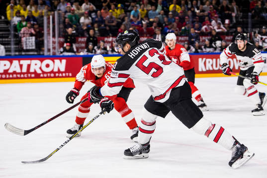 Kanadas Bo Horvat gör 1-1
