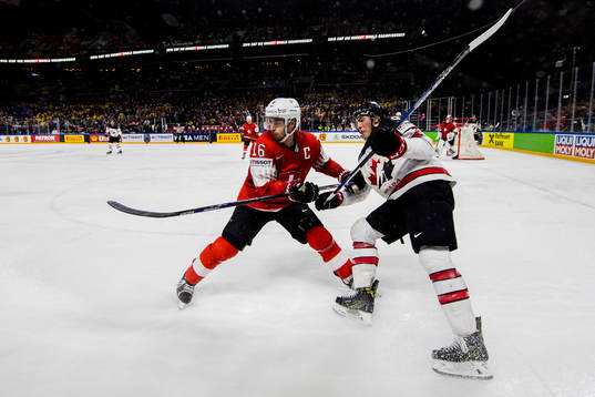 Schweiz Raphael Diaz och Kanadas Ryan Nugent Hopkins