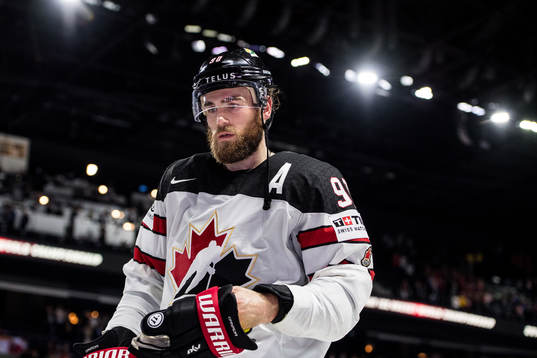 Kanadas Ryan O Reilly deppar när han lämnar isen