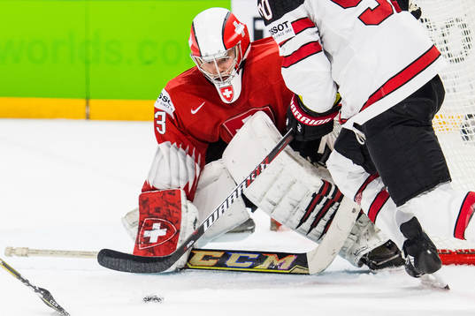 Schweiz målvakt Leonardo Genoni