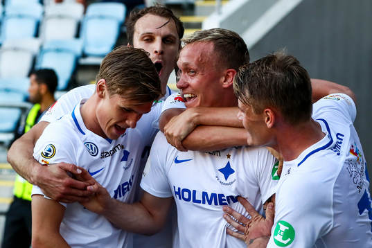 Norrköpings Gudmundur Thorarinsson jublar