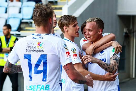 Norrköpings Gudmundur Thorarinsson jublar