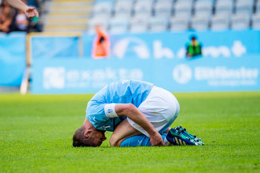 Malmö FFs Markus Rosenberg grinar illa