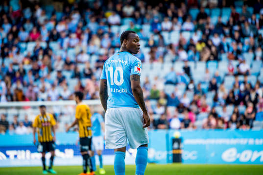 Malmö FFs Carlos Strandberg deppar