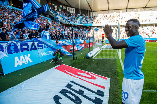 Malmö FFs Bonke Innocent jublar