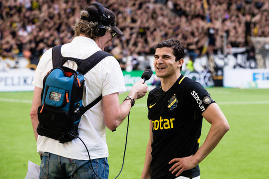 s Tarik Elyounoussi