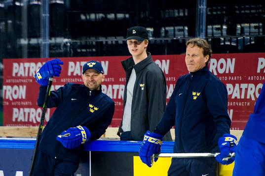 Målvaktstränare Stefan Ladhe, Elias Pettersson och
