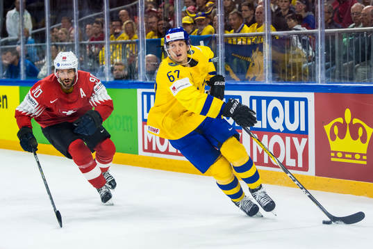 Schweiz Joel Roman och Sveriges Rickard Rakell