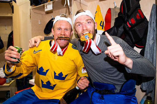 Sveriges Patric Hörnqvist och John Klingberg biter på