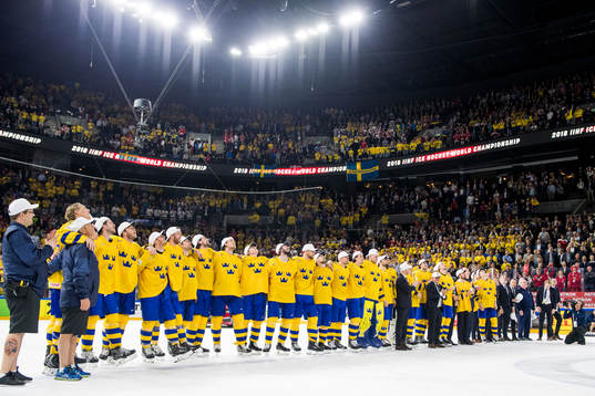 Sveriges spelare ställer upp