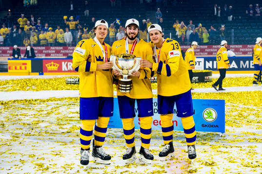 Sveriges Rickard Rakell, Mika Zibanejad och Mattias Janmark