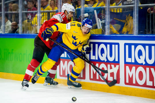 Schweiz Raphael Diaz och Sveriges Mattias Janmark
