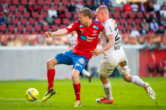 Helsingborgs Andri Runar Bjarnason och Örgrytes David