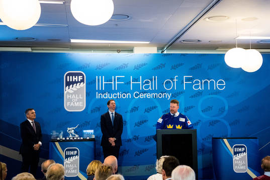 Daniel Alfredsson blir invald till IIHF Hall of Fame