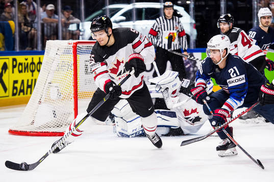 s Dylan Larkin