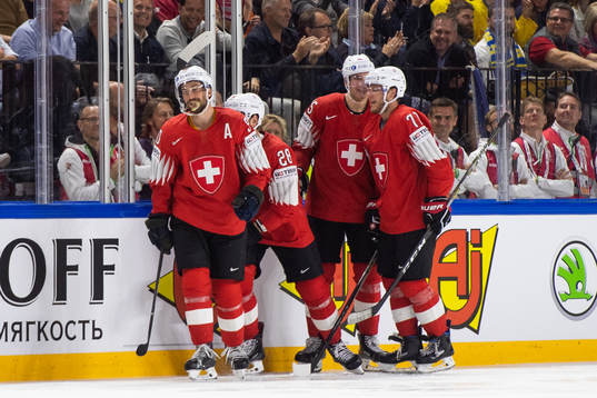 Schweiz spelare jublar