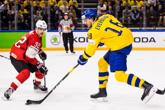 Sveriges Dennis Everberg och Schweiz Gaetan Haas