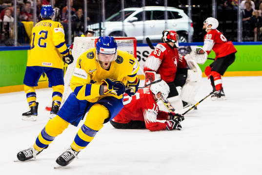 Sveriges Mattias Ekholm deppar