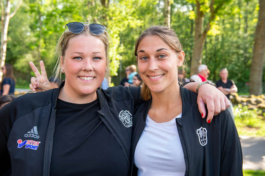 Emma Karlsson och Amanda Sundberg, projektledare för