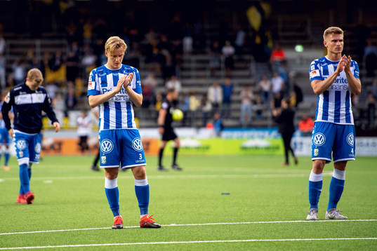 IFK Göteborgs Billy Nordström och Carl Starfelt deppar