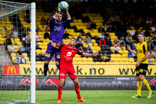 Goalkeeper Marko Maric of Lillestrøm and Steffen Lie