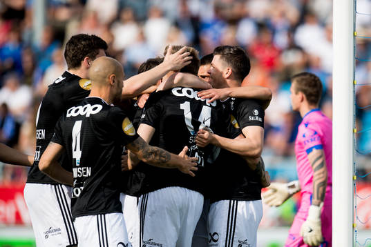 Alexander Søderlund of Rosenborg celebrate the 0-1 goal