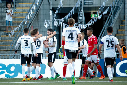 Örebros Filip Rogic gör 1-1 och jublar