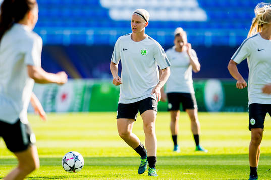 Nilla Fischer of Wolfsburg