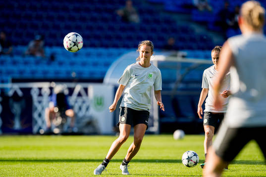 Caroline Graham Hansen of Wolfsburg