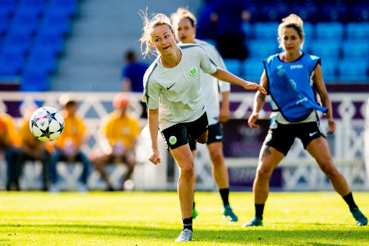 Caroline Graham Hansen of Wolfsburg