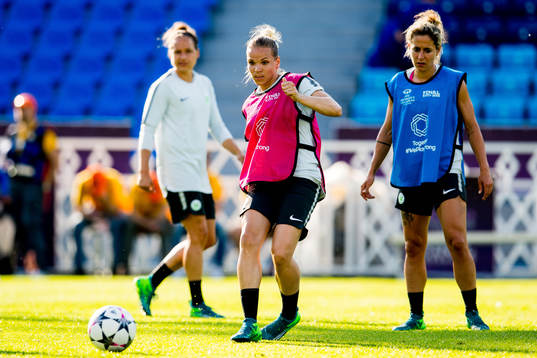 Isabel Kerschowski of Wolfsburg