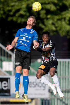 Halmstads Marcus Mathisen och Landskronas Karim Sadat