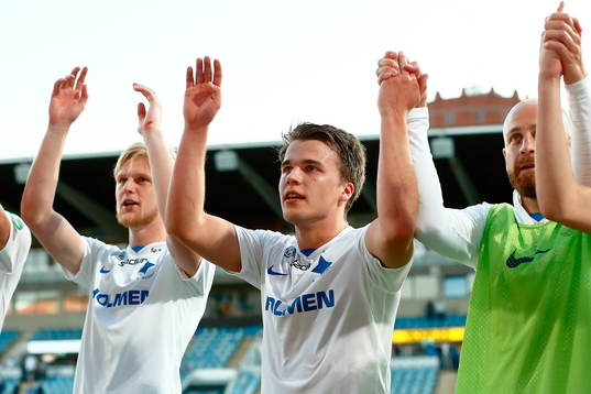 Norrköpings Simon Skrabb  jublar