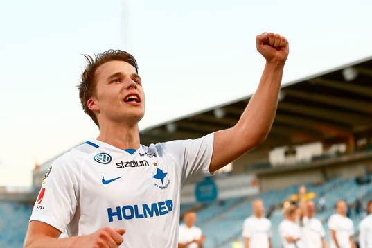 Norrköpings Simon Skrabb  jublar