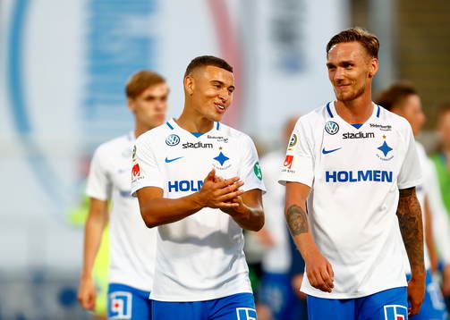 Norrköpings Jordan Larsson  och Linus Wahlqvist jublar
