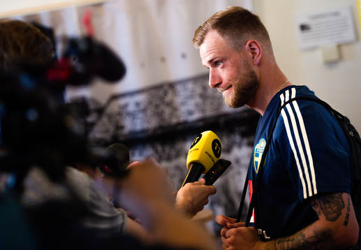 John Guidetti i Mixed zone