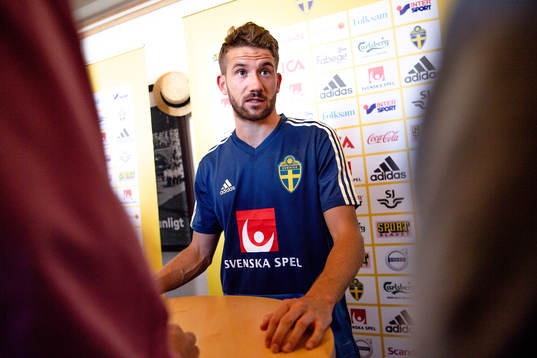 Marcus Rohdén i mixed zone
