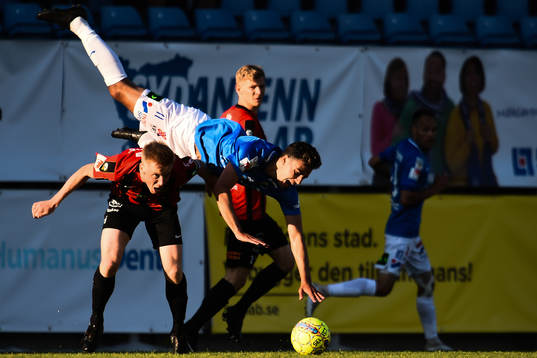 Brommapojkarnas Gustav Sandberg Magnusson och Trelleborgs