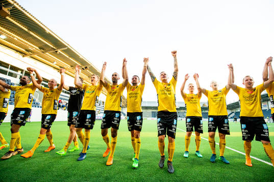 Elfsborgs spelare jublar