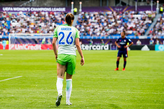 Caroline Graham Hansen of Wolfsburg