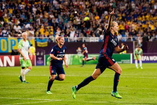 Ada Hegerberg of Lyon celebrates