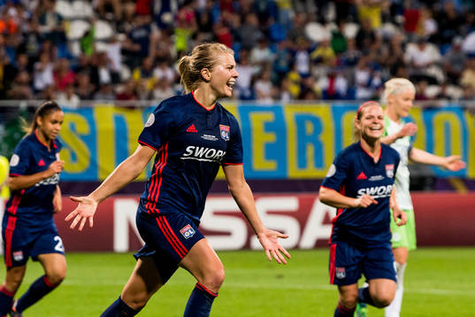 Ada Hegerberg of Lyon celebrates