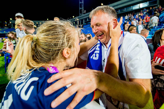 Ada Hegerberg of Lyon celebrates with her dad Stein Erik