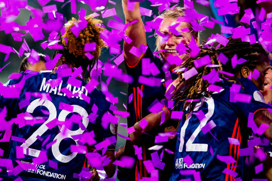 Ada Hegerberg of Lyon celebrates